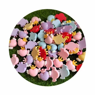 Coirníní Cruth Croí le haghaidh Déanamh Seodra